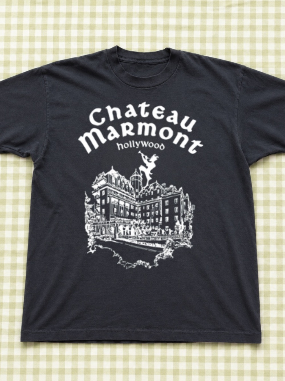 Gildan Balck Chateau Marmont Hollywood Graphic Tee, Retro Shirt for Unisex